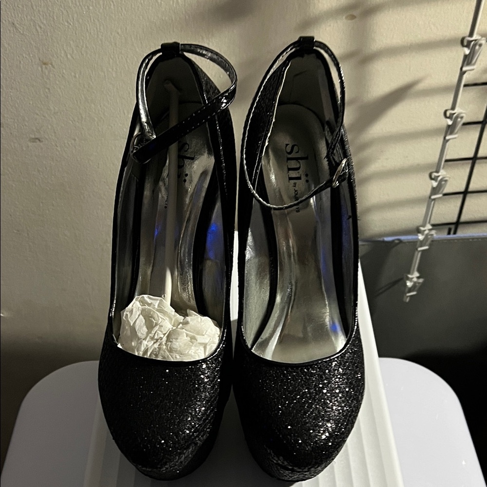 Shi by Journeys Sparkling Black Heels